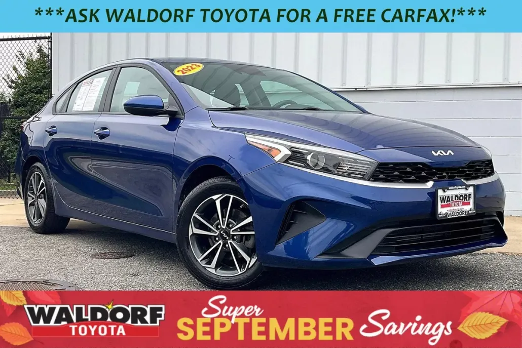 2023 Kia Forte LXS photo 1
