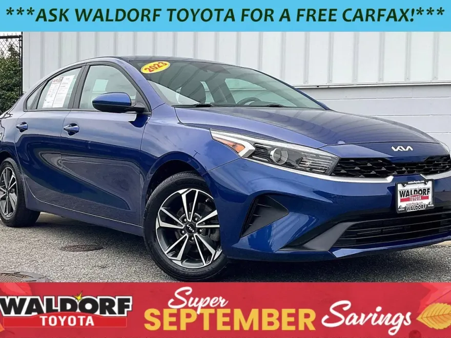 2023 Kia Forte LXS photo 1