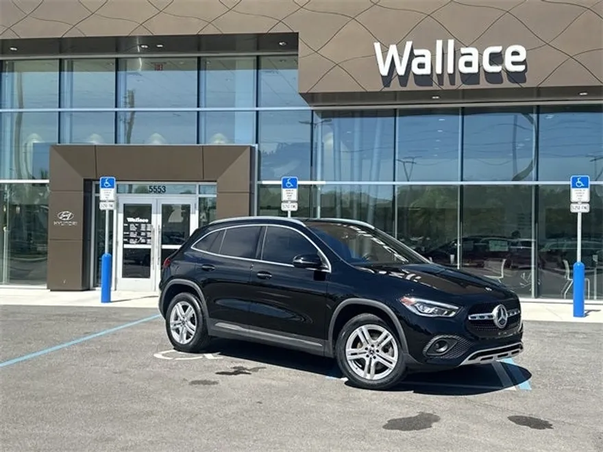 2023 Mercedes Benz GLA 250 4MATIC photo 1
