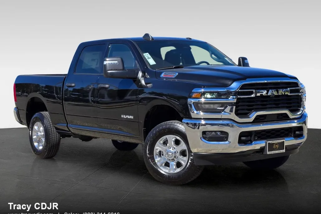 2025 Ram 2500 Big Horn photo 1