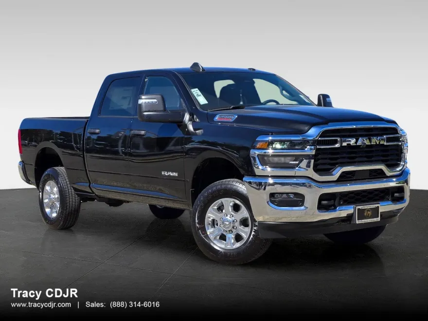 2025 Ram 2500 Big Horn photo 1