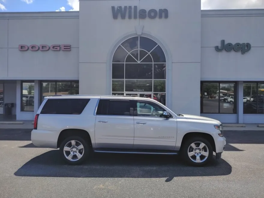 2018 Chevrolet Suburban Premier photo 1