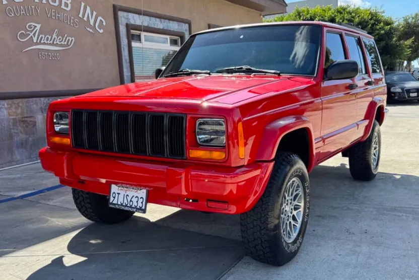 1997 Jeep Cherokee Country photo 1