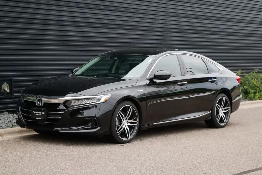 2021 Honda Accord Hybrid Touring photo 1