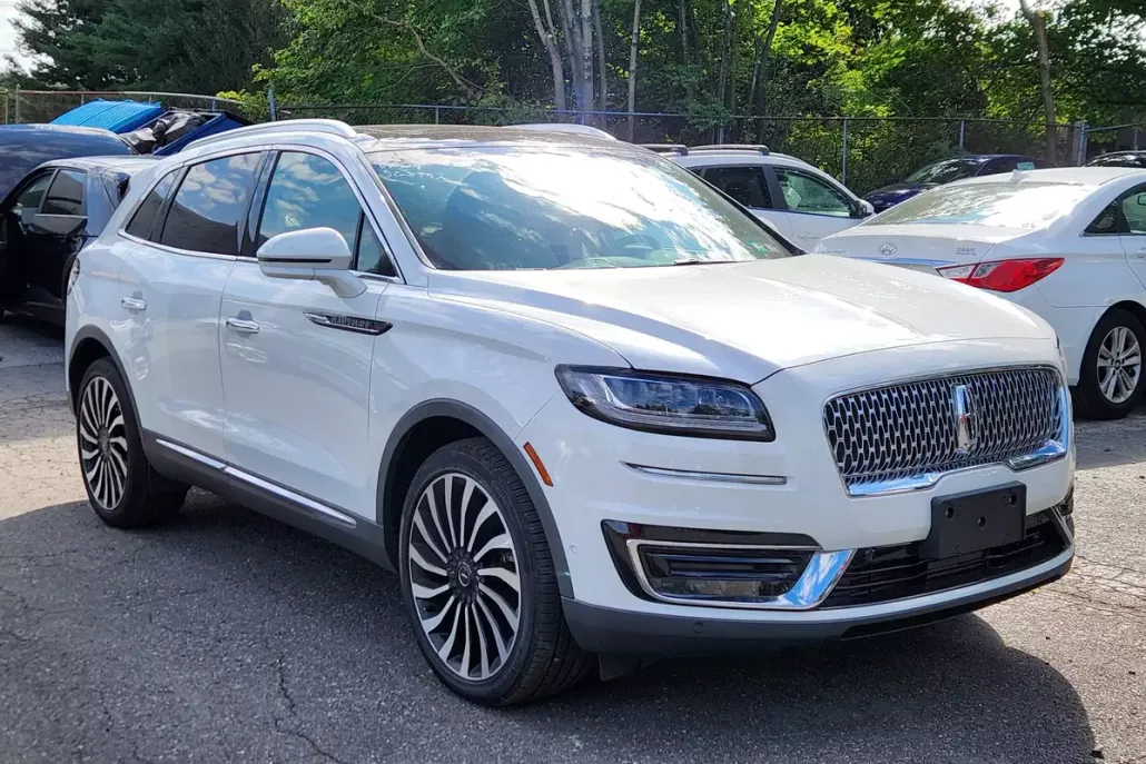 2020 Lincoln Nautilus Black Label photo 1
