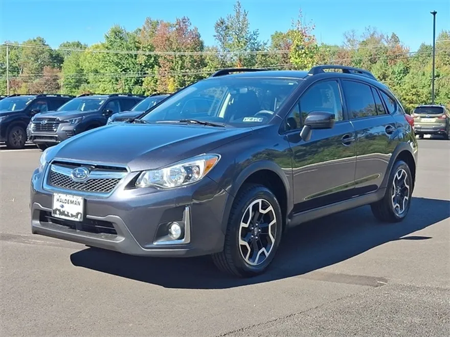 2017 Subaru Crosstrek 2.0i Premium photo 1