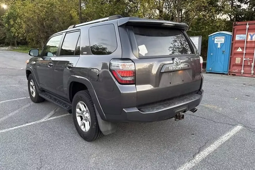 2019 Toyota 4Runner SR5 Premium 4WD photo 1