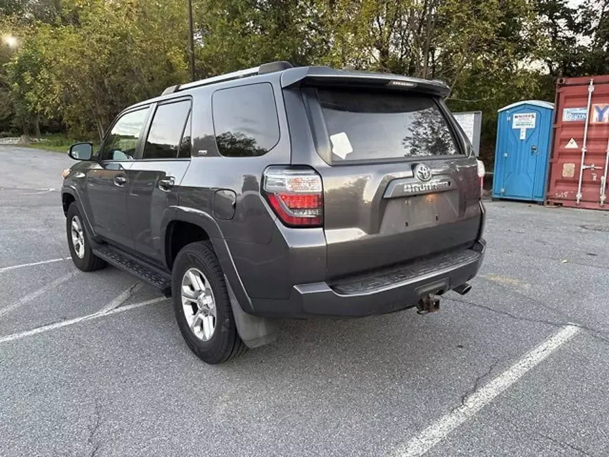 2019 Toyota 4Runner SR5 Premium 4WD photo 1