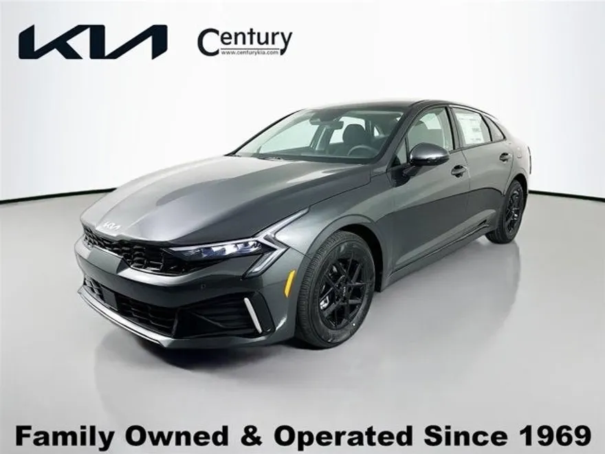 2026 Kia K5 LXS photo 1