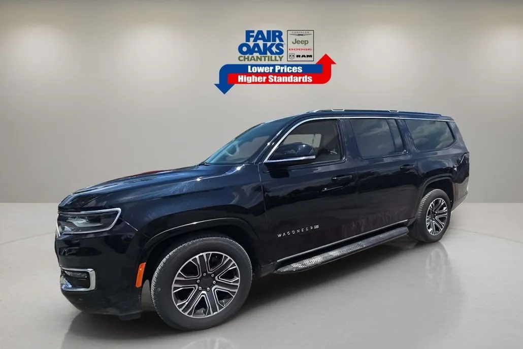 2024 Jeep Wagoneer L Series II photo 1
