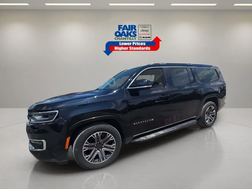 2024 Jeep Wagoneer L Series II photo 1