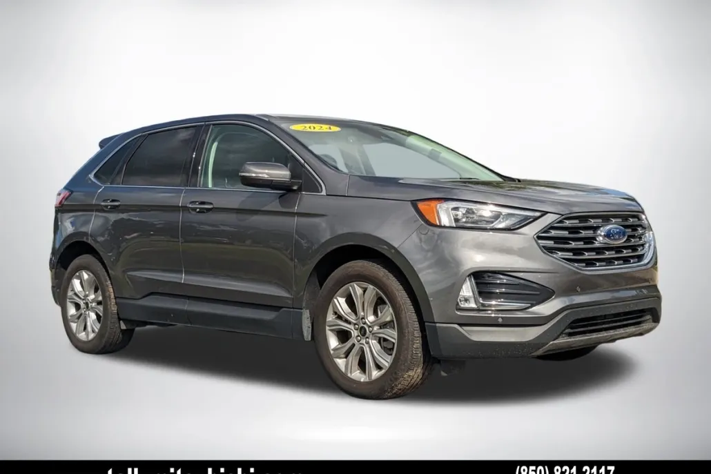 2024 Ford Edge Titanium photo 1