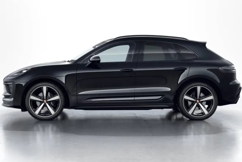2026 Porsche Macan T photo 1