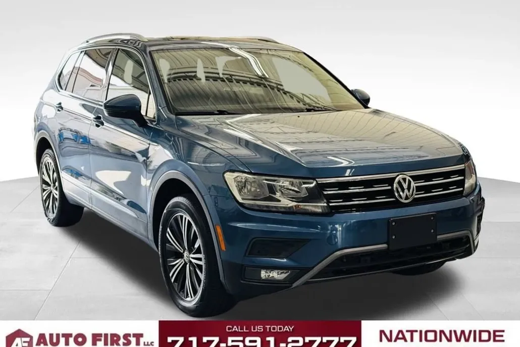 2019 Volkswagen Tiguan SEL R-Line photo 1