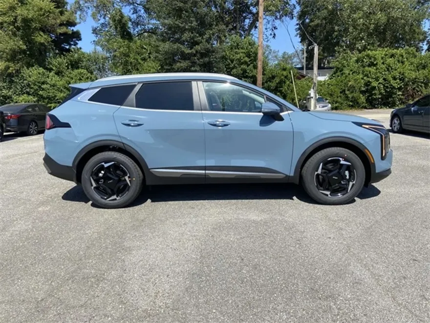 2026 Kia Sportage Hybrid EX photo 1