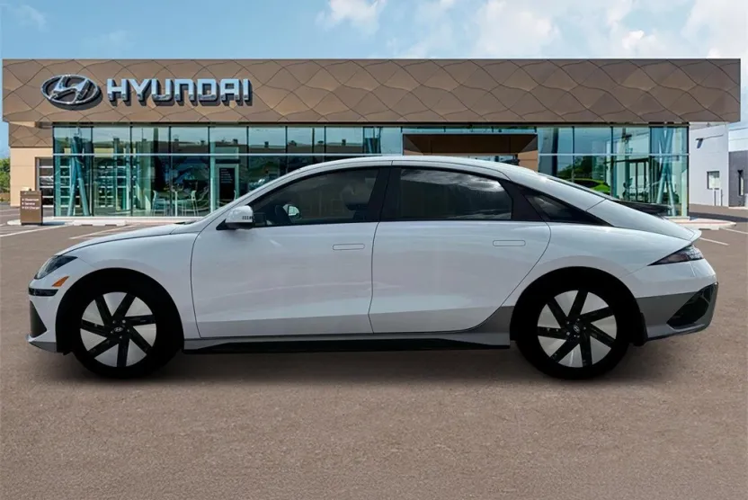 2025 Hyundai Ioniq 6 SE photo 1