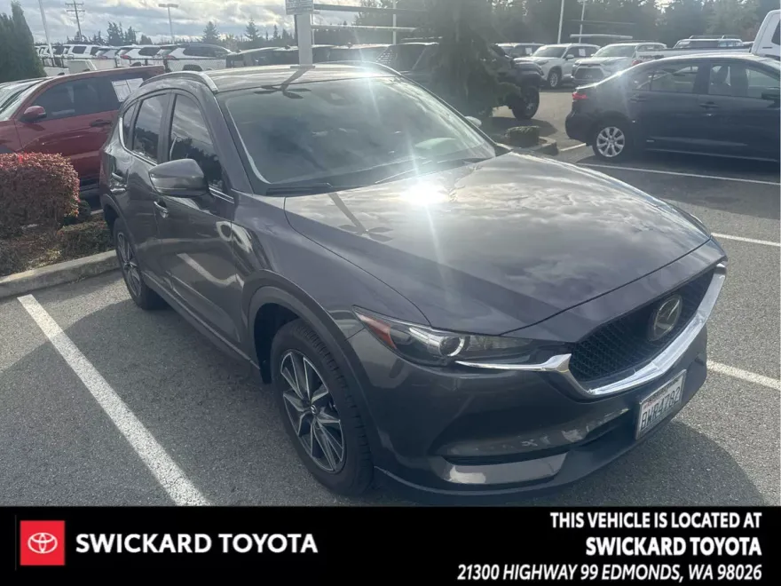 2018 Mazda CX-5 Touring photo 1
