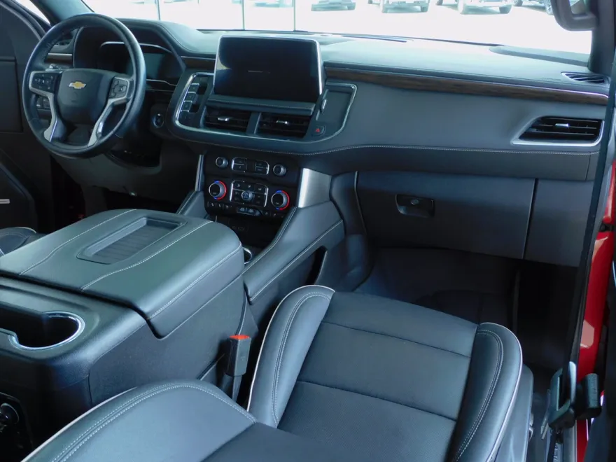 2023 Chevrolet Tahoe Premier photo 1