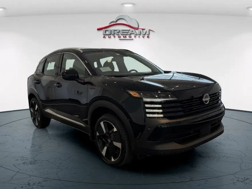 2025 Nissan Kicks SR photo 1