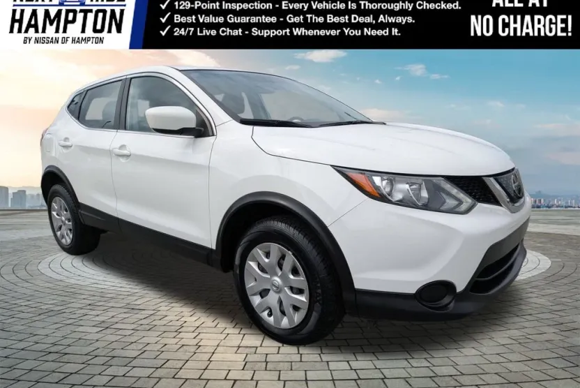2018 Nissan Rogue Sport S photo 1