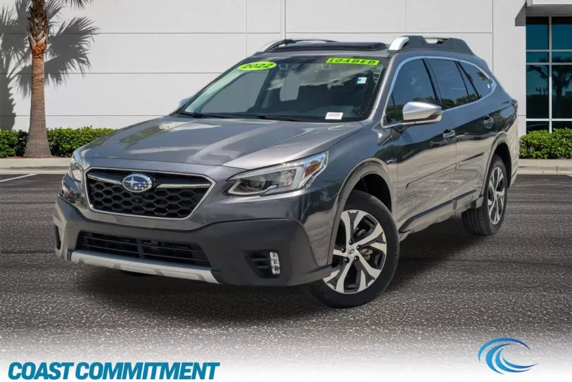 2022 Subaru Outback Touring XT photo 1