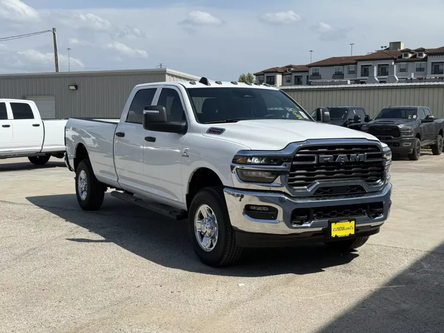 2025 Ram 2500 Tradesman photo 1