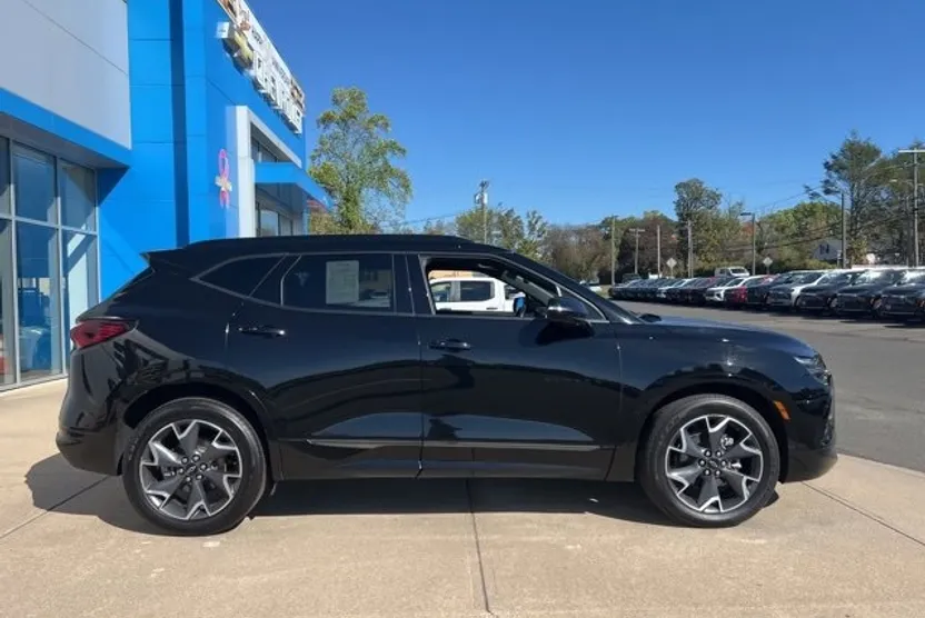 2022 Chevrolet Blazer RS photo 1