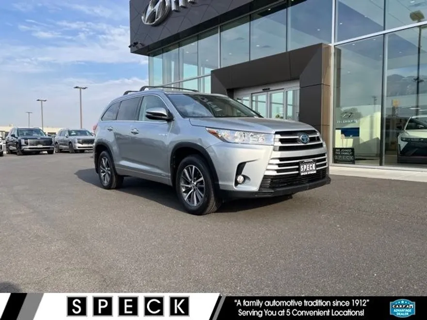 2017 Toyota Highlander Hybrid XLE photo 1