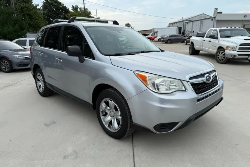2014 Subaru Forester 2.5i Sport photo 1