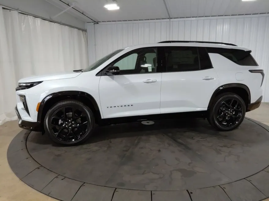 2026 Chevrolet Traverse RS photo 1