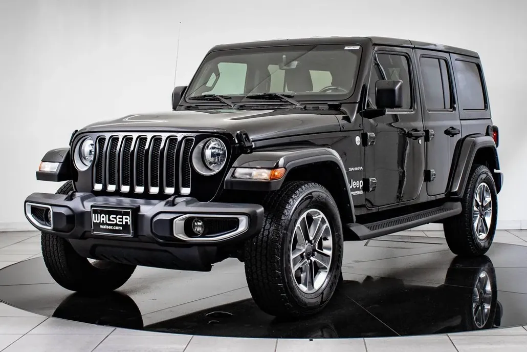 2022 Jeep Wrangler Unlimited Sahara photo 1