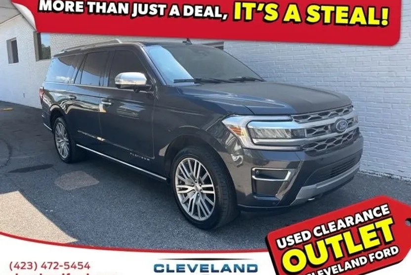 2022 Ford Expedition MAX Platinum photo 1