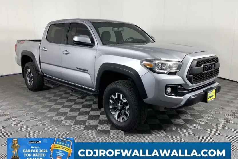 2017 Toyota Tacoma SR5 Sport TRD Pro photo 1