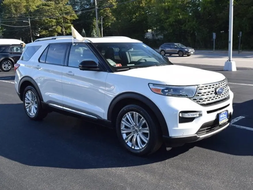 2020 Ford Explorer Limited photo 1