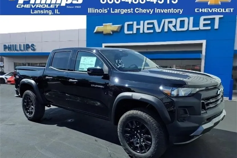 2026 Chevrolet Colorado Trail Boss photo 1