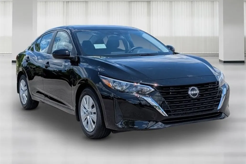 2025 Nissan Sentra S photo 1