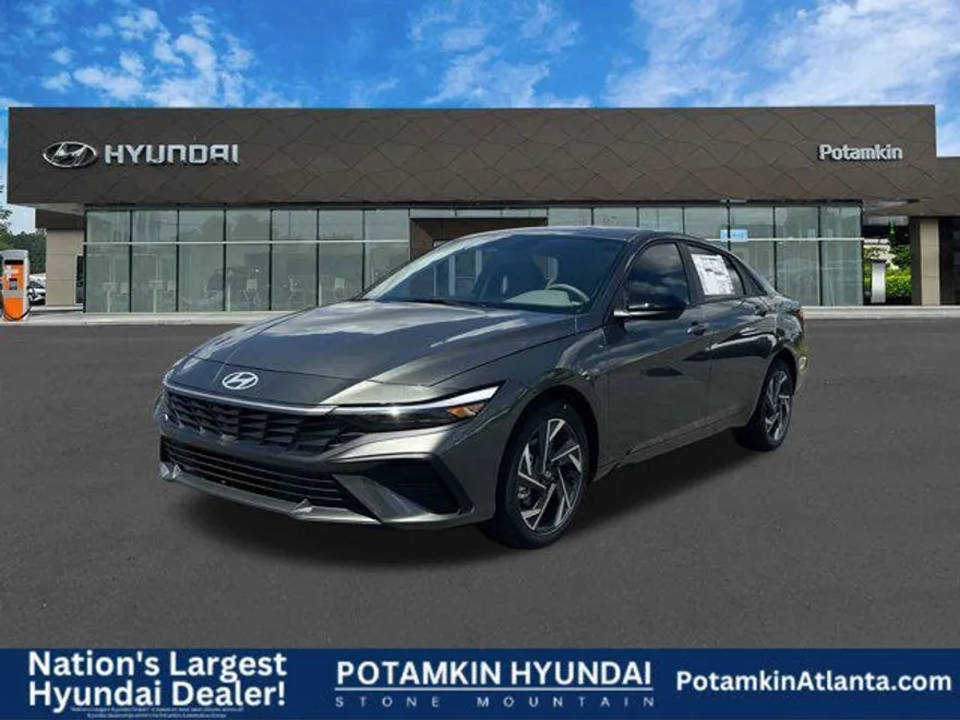 2025 Hyundai Elantra SEL Sport photo 1
