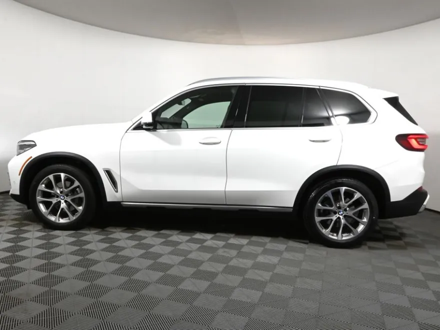 2022 Bmw X5 xDrive40i photo 1