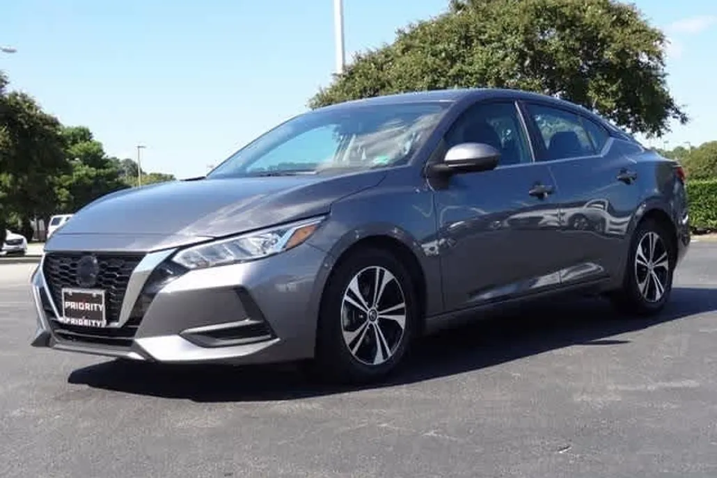 2022 Nissan Sentra SV photo 1