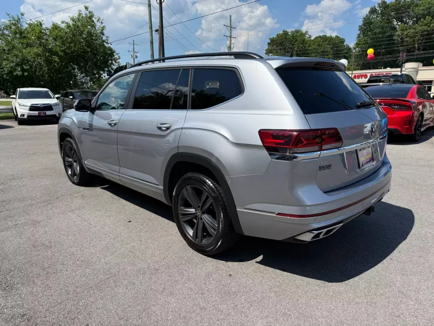 2021 Volkswagen Atlas V6 SE Technology R-Line photo 1