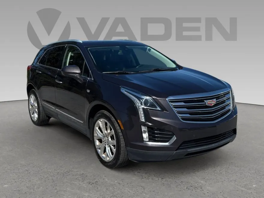 2018 Cadillac XT5 Luxury photo 1
