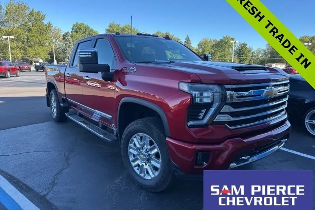 2025 Chevrolet Silverado High Country photo 1