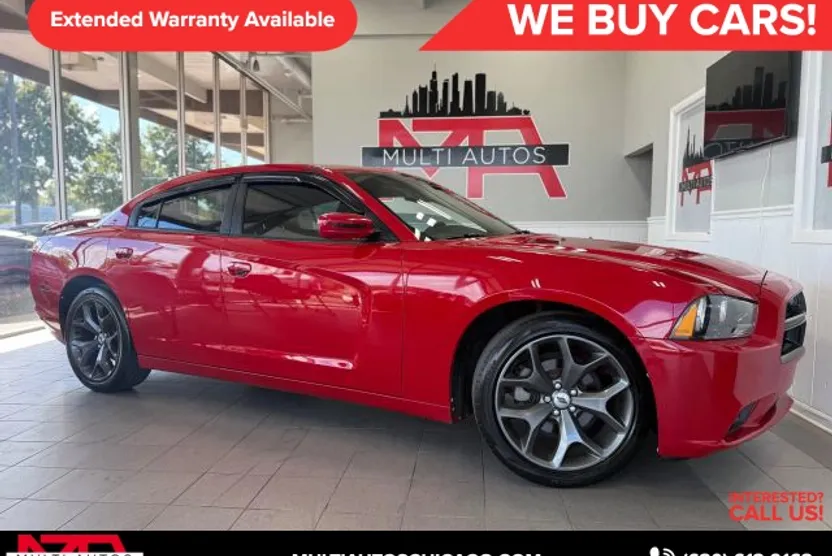 2013 Dodge Charger SXT photo 1