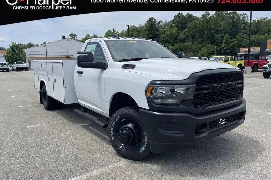 2024 Ram 3500 Tradesman photo 1