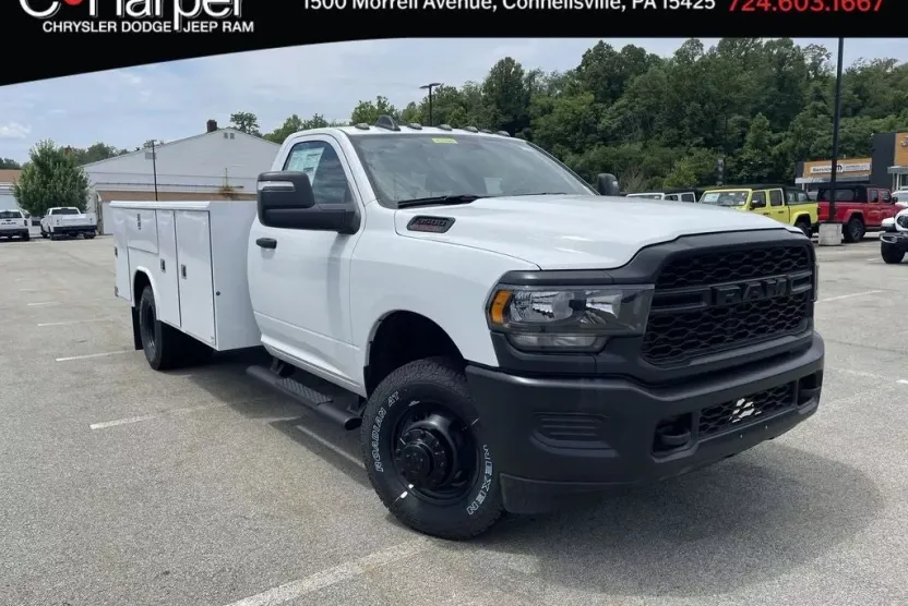 2024 Ram 3500 Tradesman photo 1