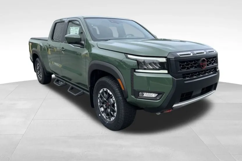 2026 Nissan Frontier PRO-4X photo 1