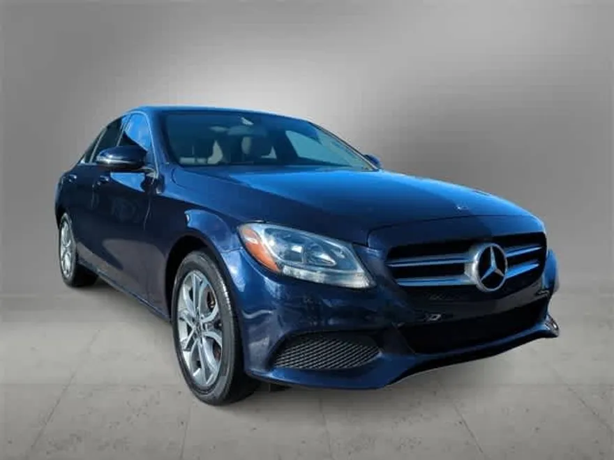 2018 Mercedes Benz C 300 photo 2