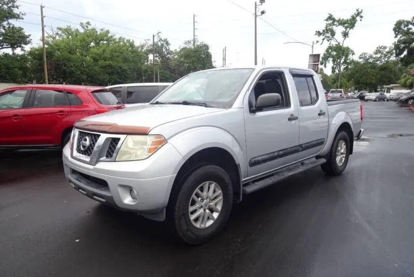 2015 Nissan Frontier S photo 1