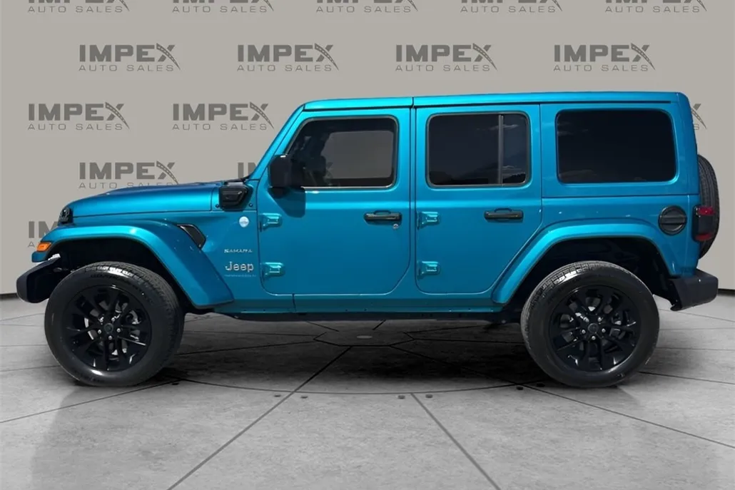 2024 Jeep Wrangler Sahara 4xe photo 1