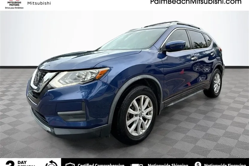 2019 Nissan Rogue SV photo 1